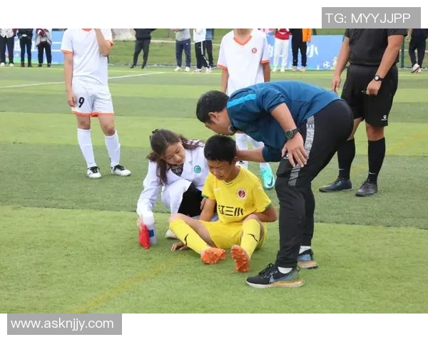 刘静专访:从绿茵场到人生舞台的足球旅程回顾与感悟 刘静专访:从绿茵场到人生舞台的足球旅程回顾与感悟