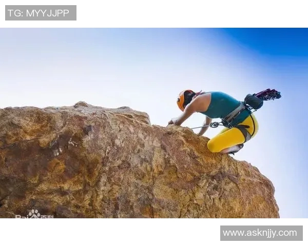 南京攀岩队转型之路揭秘:从青涩到巅峰的奋斗历程与未来展望 南京攀岩队转型之路揭秘:从青涩到巅峰的奋斗历程与未来展望