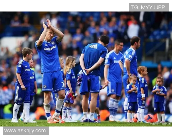 托特纳姆热刺与切尔西激战正酣谁将赢得伦敦德比的荣耀